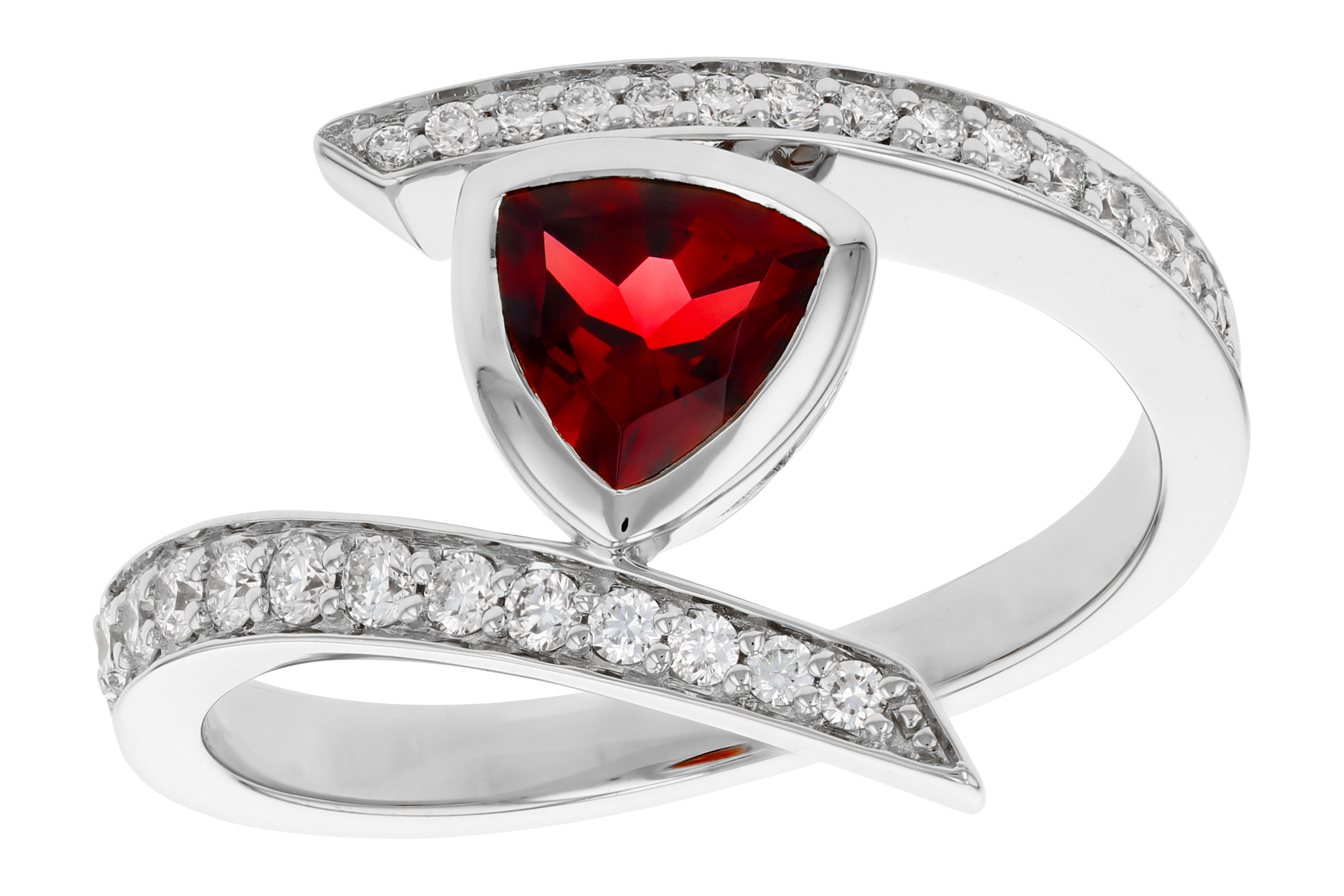 A276-03145: LDS RG .84 GARNET 1.08 TGW (6MM GAR)