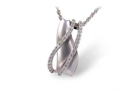 F184-22226: NECKLACE .28 TW