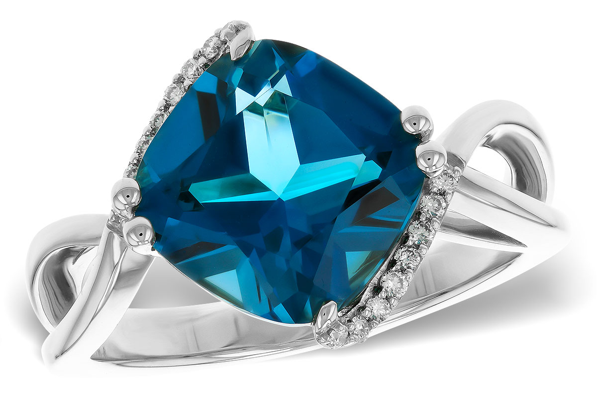 F275-15872: LDS RG 4.42 LONDON BLUE TOPAZ 4.50 TGW (10MM LBT)