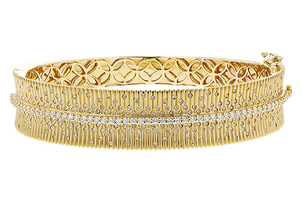 H185-09517: BANGLE BRACELET 1.94 TW (54x63 MM)