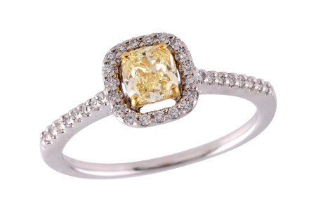 L187-85871: LDR .52 LGT FANCY YELL DIA .66 TW (EGL D14022404)